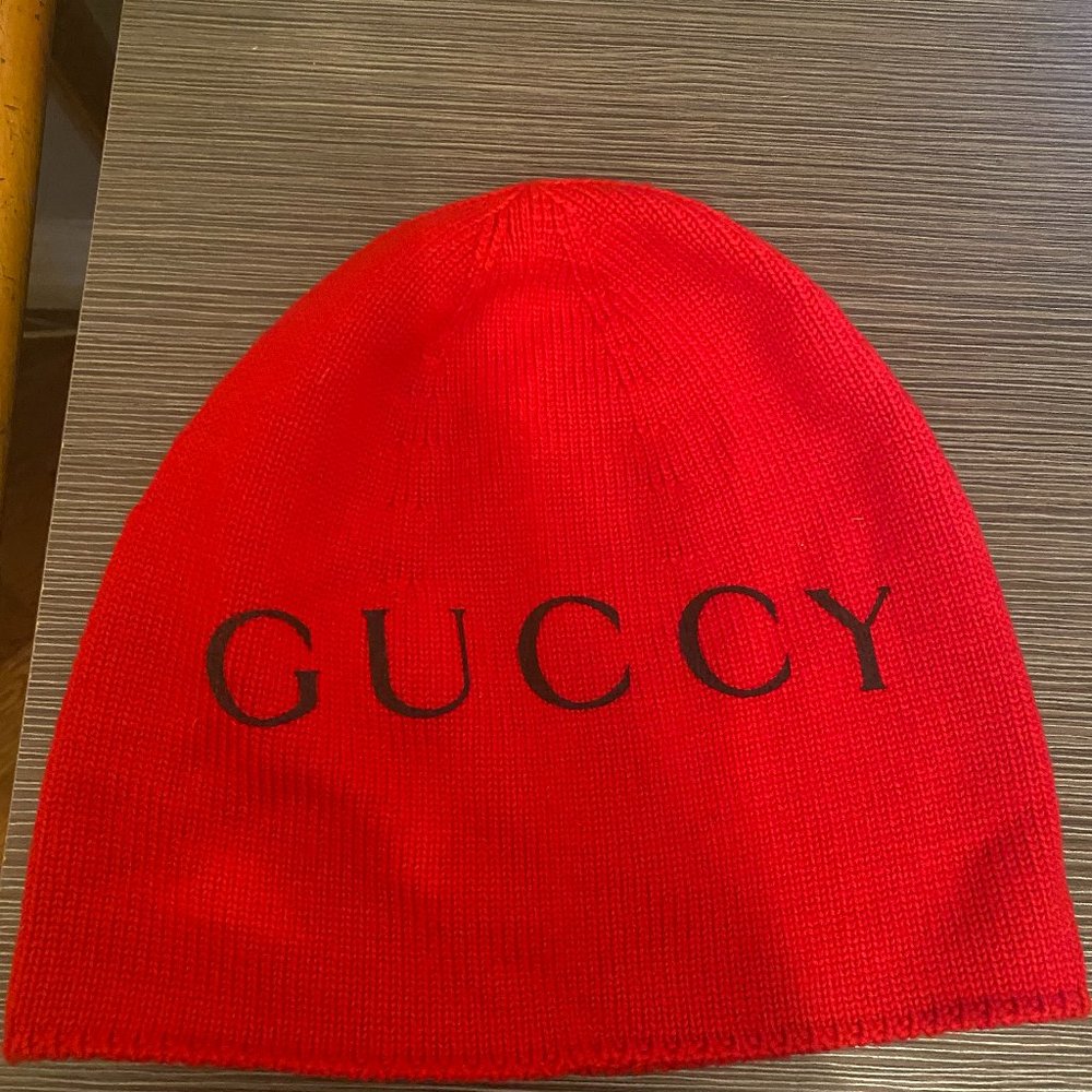 Gucci Cap/Benie M Wool Red with cat print